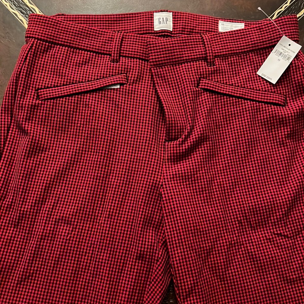 GAP red/black slacks NWT